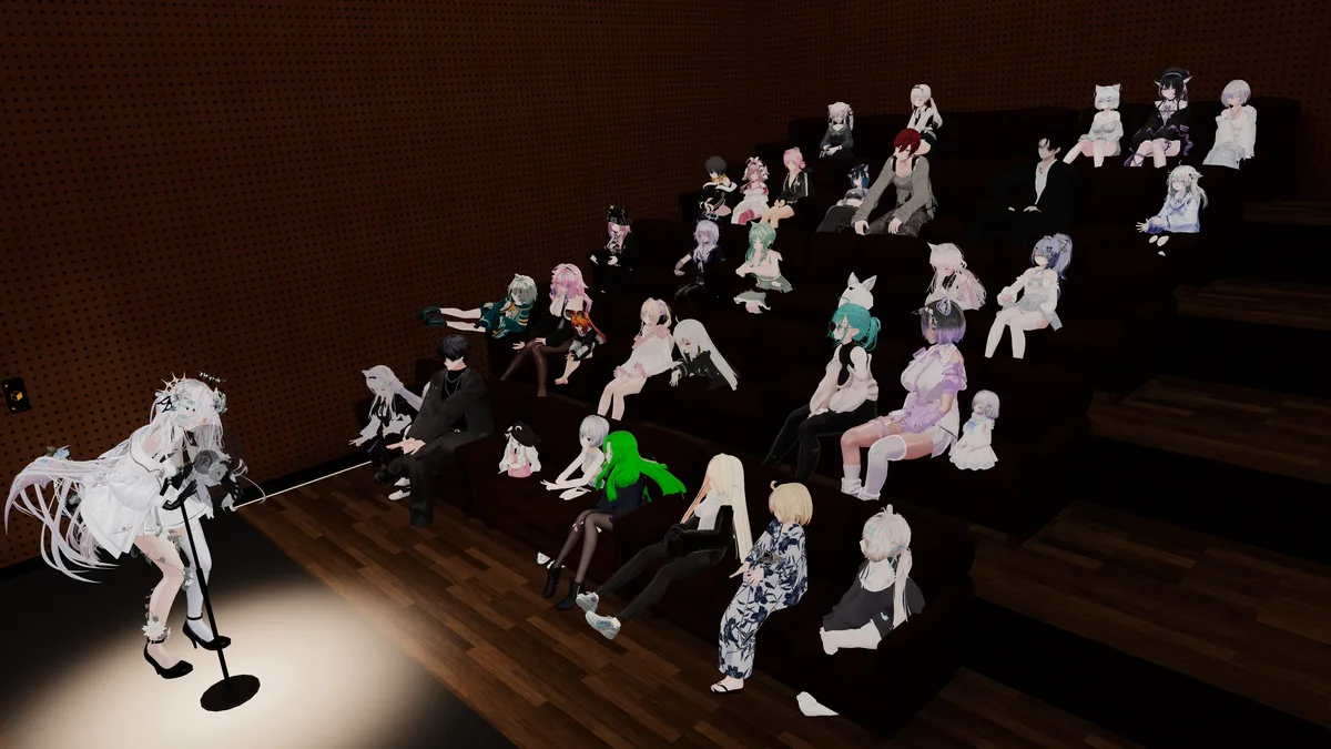 F-Lick-Outの客席から舞台を見た公演中の様子。観客が客席で公演を楽しんでいる。